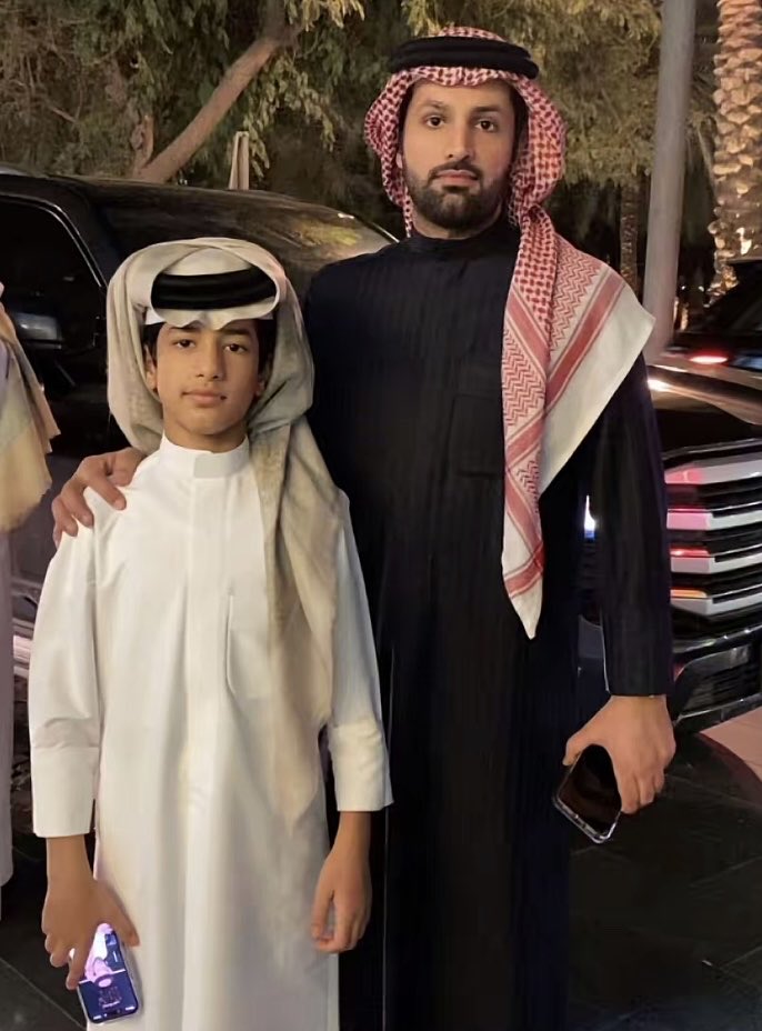 llijj13's tweet photo. الغالي🤍 https://t.co/992atz4iuJ