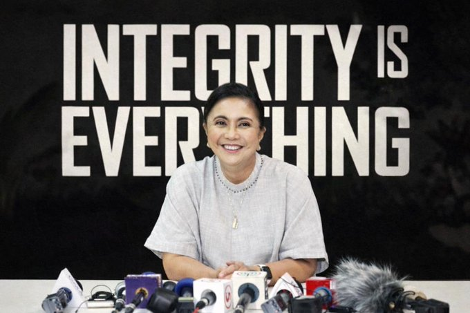 CrushMajor's tweet photo. Photo taken on the night of the May 2022 election.

Leni Robredo: “This is not the end. It is only the beginning.”

"[She] was right. It wasn't the end. It was the moment she became the standard by which we're now measuring every politician currently fighting for the spotlight." https://t.co/Hl2M6wzDf7