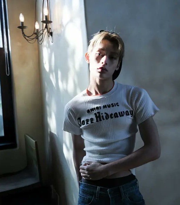 daily james waist tweet media