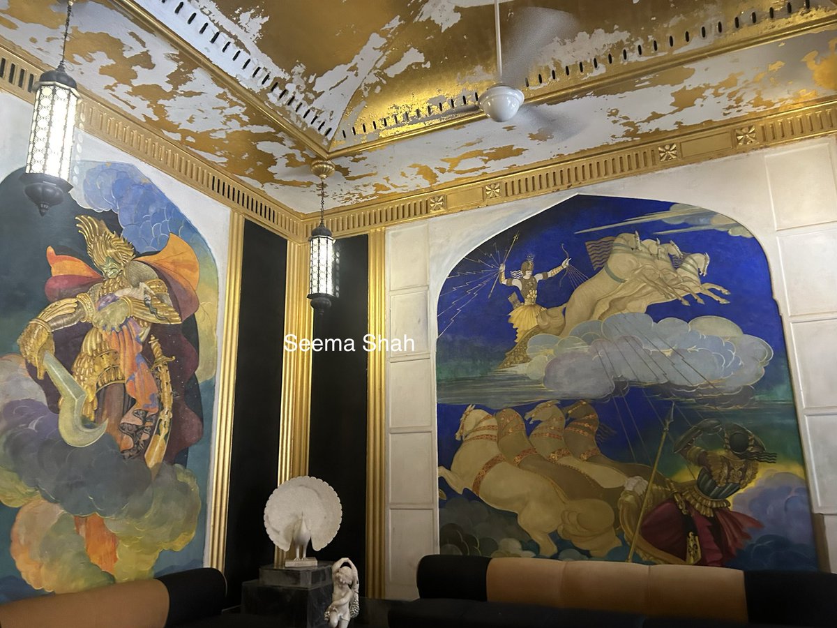 SeemaSh46712468's tweet photo. Beautiful Wall #Paining  on the theme of #Ramayana use real gold at #Umaidbhavan # #museum  #Jodhpur 
Another Photo series celebrating #Worldartday  #incredibleIndia  #Dekhoapanadesh #theme_pic_India_art 
#Sclick
#Sऊवाच😍 
Have Joyful Day ahead🙌🏻💅🖼️🎨♥️🙋‍♀️ https://t.co/V8Chmv2xO4