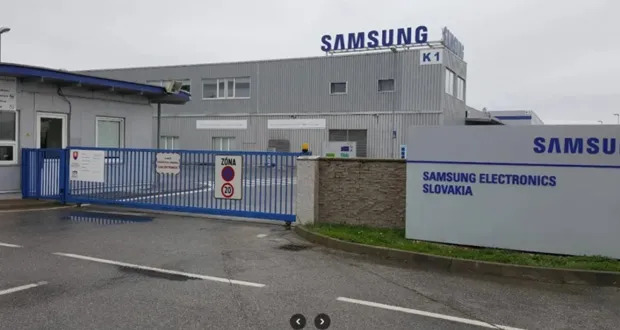 digitaloohnews's tweet image. Samsung shifts The Wall display production from Slovakia (AVInteractive) dlvr.it/TS3gpT #DOOH #retailmedianetworks #digitalsignage