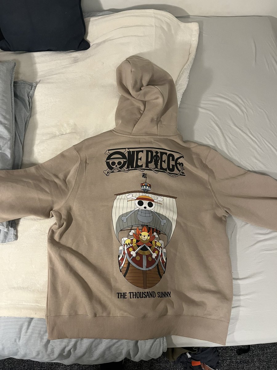 Emma³³ 🩵 Whole cake island tweet media