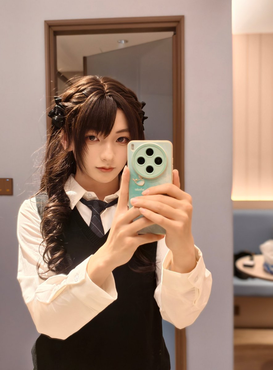 zhangling0315's tweet photo. 这个假发做的挺好看的耶 #男娘 #女装小佬 https://t.co/7dNfKilBCT