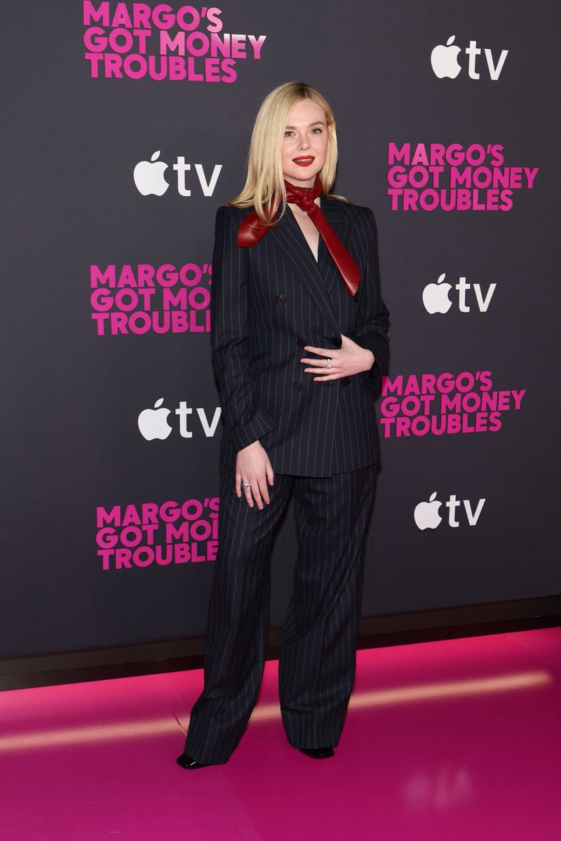 Red carpet space tweet media