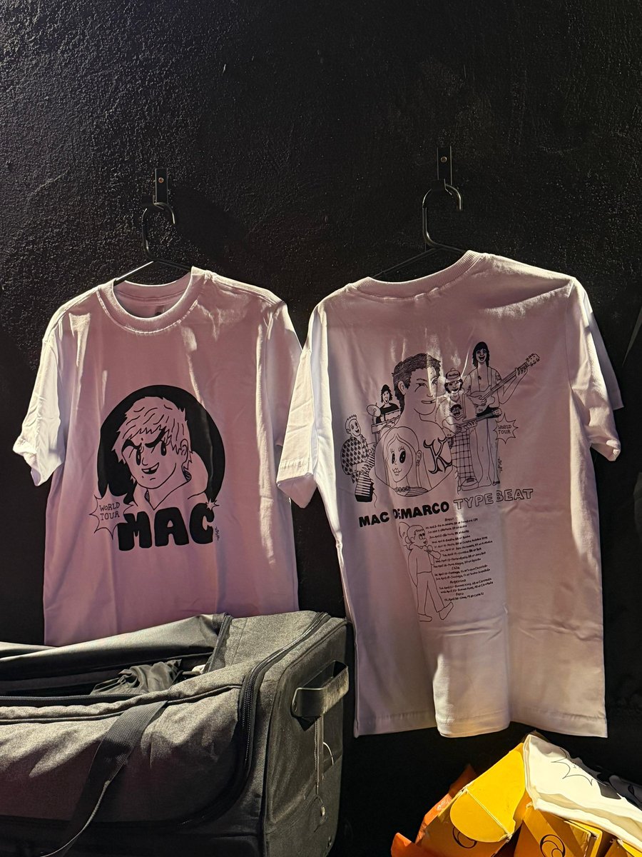 We In The Crowd tweet media