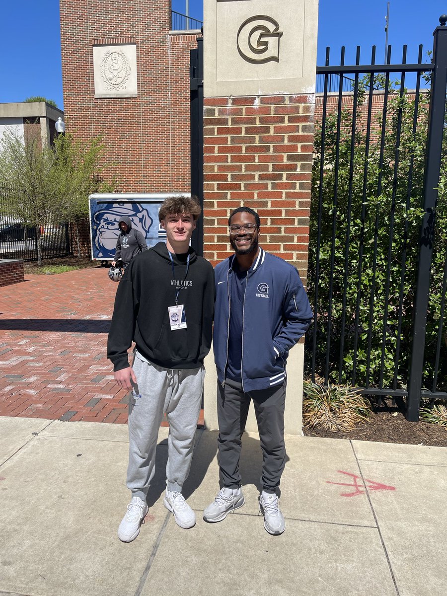 MccauleyColten's tweet photo. Thanks Coach!!! @CoachAmoako @coachsgarlata @HoyasFBRecruit @CoachRamey_ @ZLendyak @FCSNationRadio1 @PrepRedzoneSC @gobigrecruiting @FasselJim @Tos93 https://t.co/TjvlRcZGIY