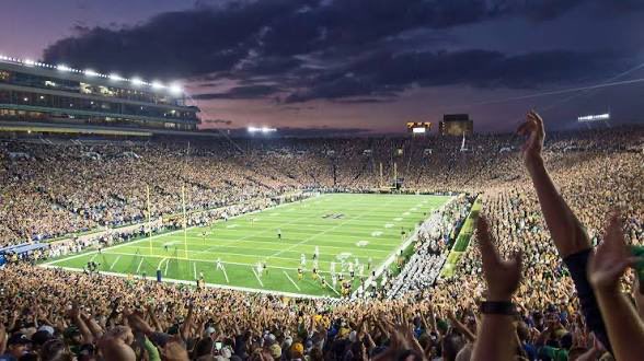 isaac_kl11's tweet photo. Blessed to receive an offer from Notre Dame!! @NDFootball 

@coachdtwhite @HerechukR @CoachJones_RCS @DAWGHZERECRUITS @djbryant13 @Marcus_Freeman1 @CoachChrisAsh @CoachPartridge @AaronHenry7 @chase1jones @NickSebas_ https://t.co/cTzpTaouMY