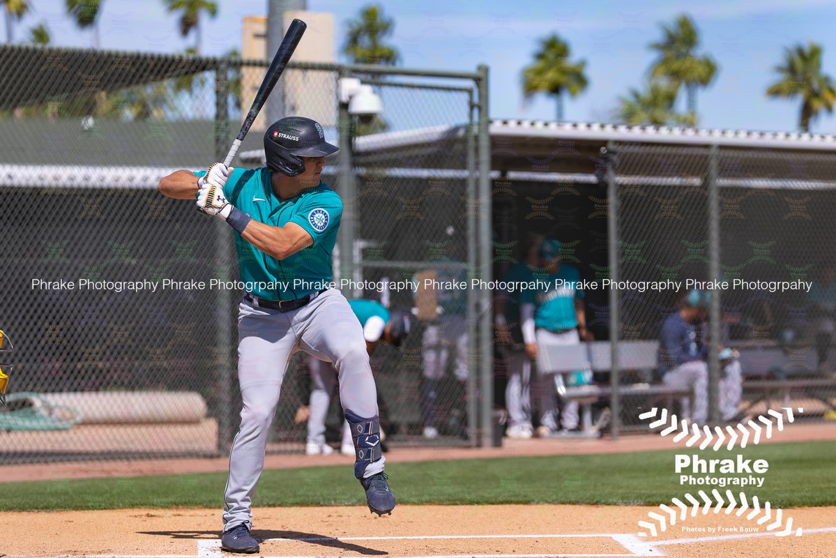 phrakephoto's tweet image. Estevan Moreno (6) 1B Mariners 2025 20th rnd @Estevan_03 @montinibaseball @NDBaseball #mariners #seausrise #marinersbaseball #tridentsup  #seattlemariners #SeaUsgrow #truetotheblue
#LosMarineros @MsPlayerDev  @MiLBMariners @LookoutLanding