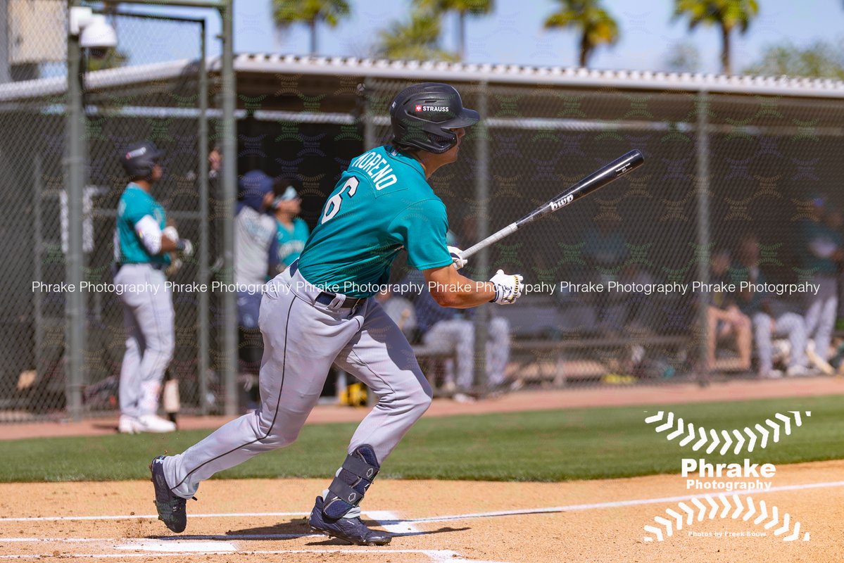 phrakephoto's tweet image. Estevan Moreno (6) 1B Mariners 2025 20th rnd @Estevan_03 @montinibaseball @NDBaseball #mariners #seausrise #marinersbaseball #tridentsup  #seattlemariners #SeaUsgrow #truetotheblue
#LosMarineros @MsPlayerDev  @MiLBMariners @LookoutLanding