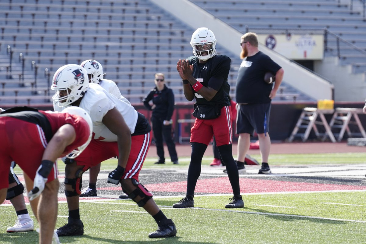 Austin Peay Football tweet media