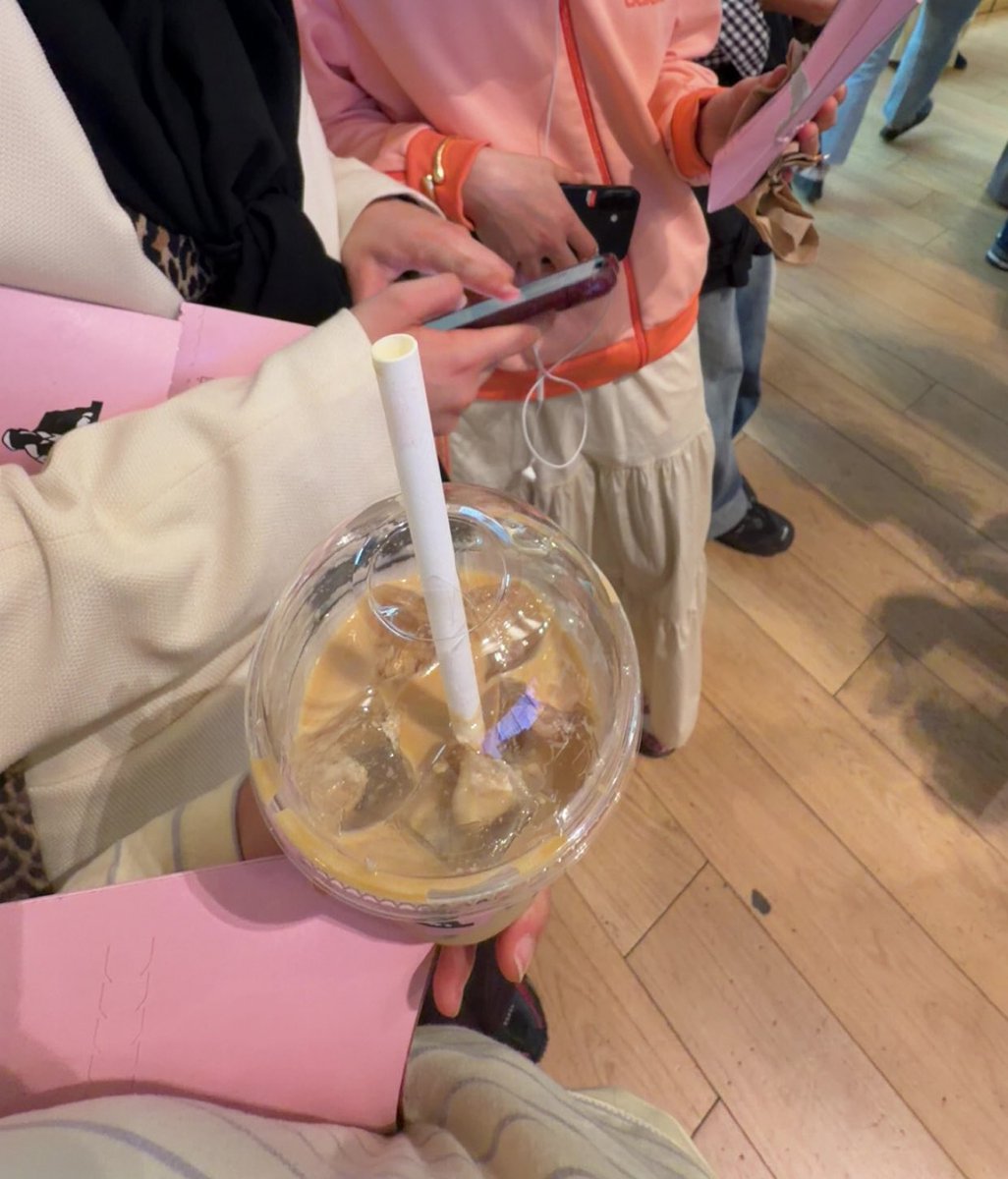 oum sel al bukhari tweet media