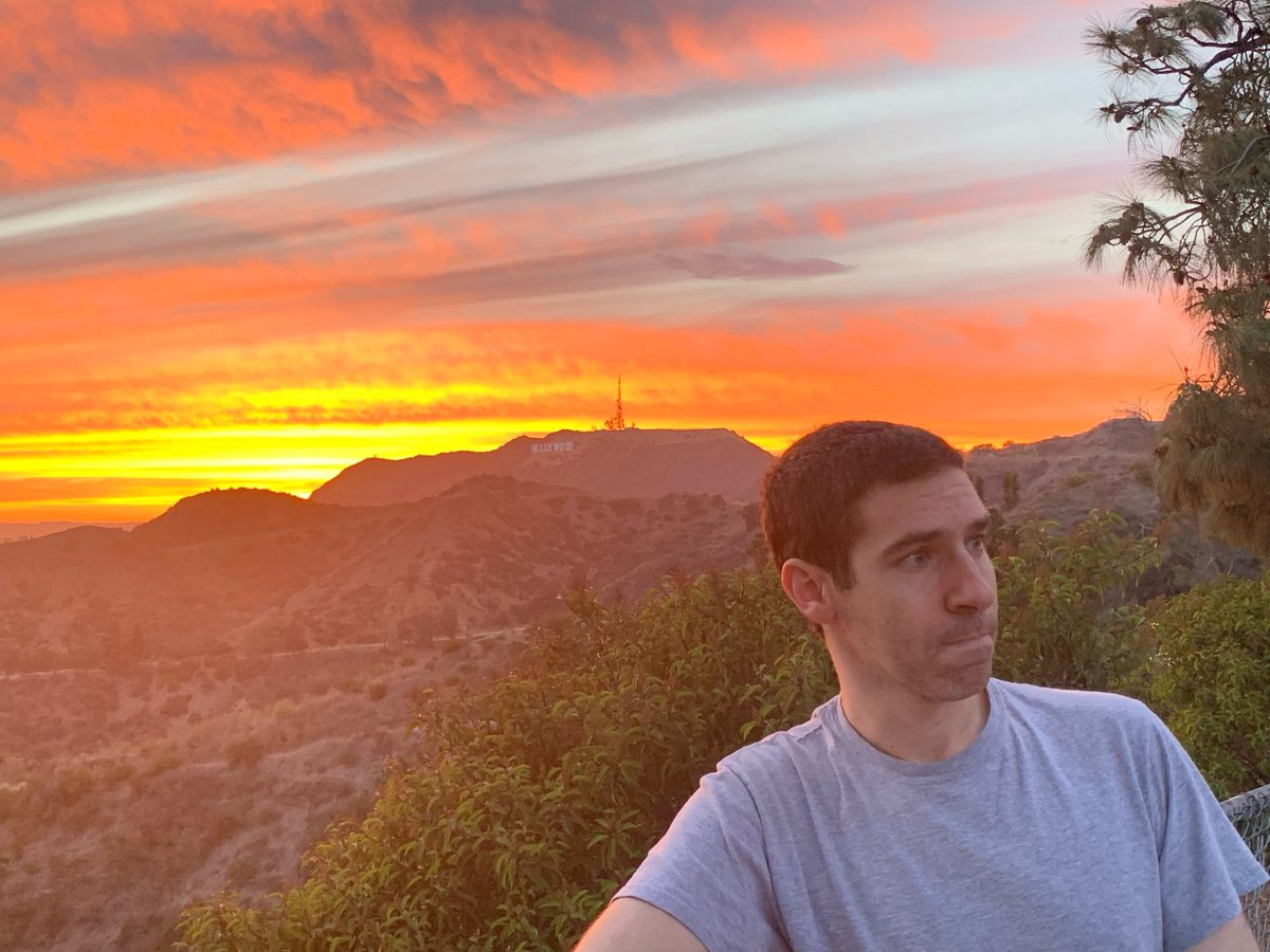 MichaelMatteoRo's tweet photo. Sometime the sunset hits hard 🌅 https://t.co/H5ipfILYFS