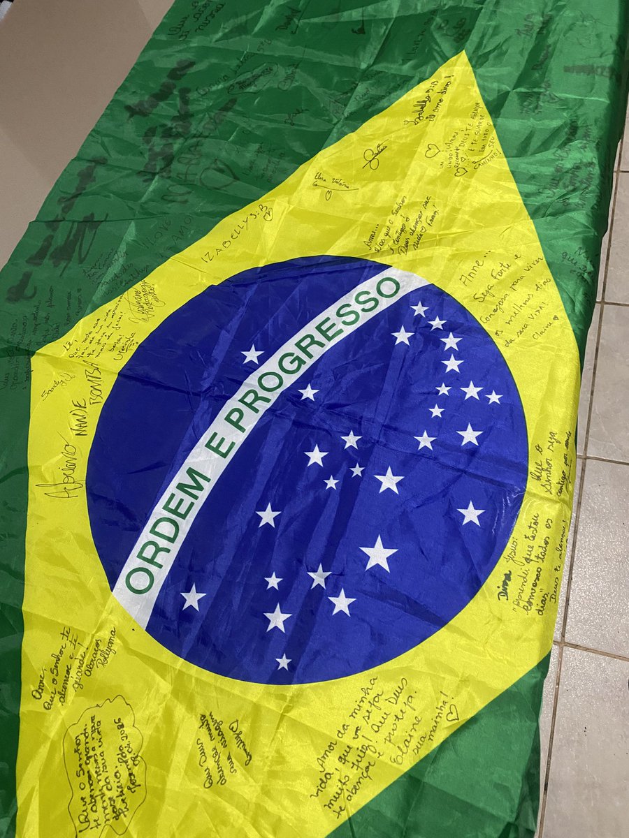 ninizinha 🌸 VAI VER O BTS EM 4 MESES tweet media