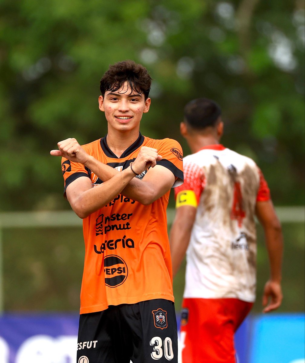 INDES El Salvador tweet media