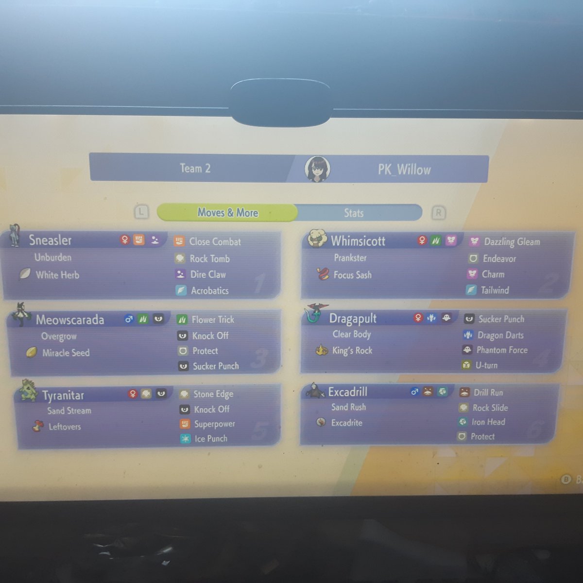 PK_Willow's tweet photo. First time playing anything close to competitive pokemon now that champions is out!
I wanted to initially use tatsugiri and dondozo and found a team for that but since the dynamic duo isnt in game yet i tweaked the team and changed some members!

Really having fun! https://t.co/lFAnwSd7Hr