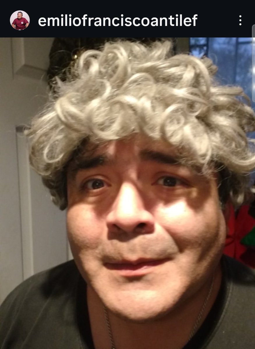 El nivel del "niño poeta"de cuneta ,se espanta y al mismo tiempo lo justifica ,asi son los activistas violentos y cortitos de neuronas q se hacen pasar por mapuches  q ni su mismo pueblo reconoce