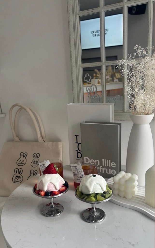 𓏴𓏴𓏴 tweet media