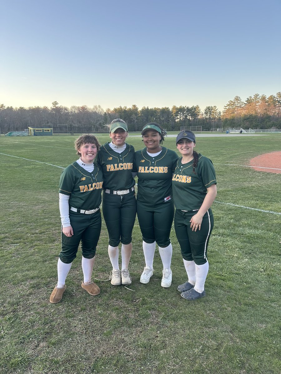 Coach Katie tweet media