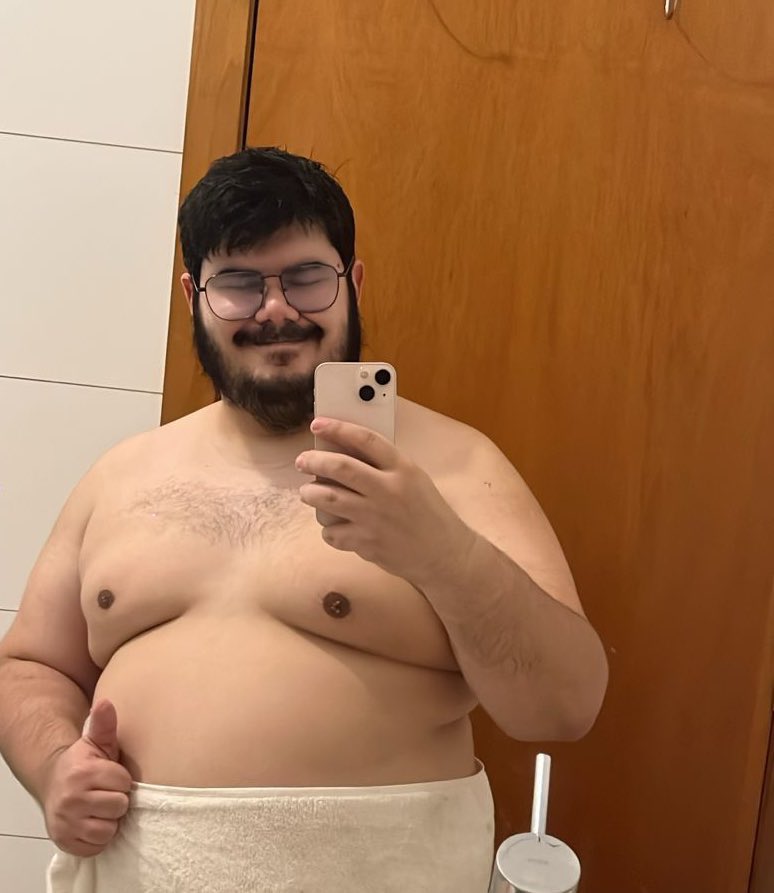 pizza com abacaxi tweet media