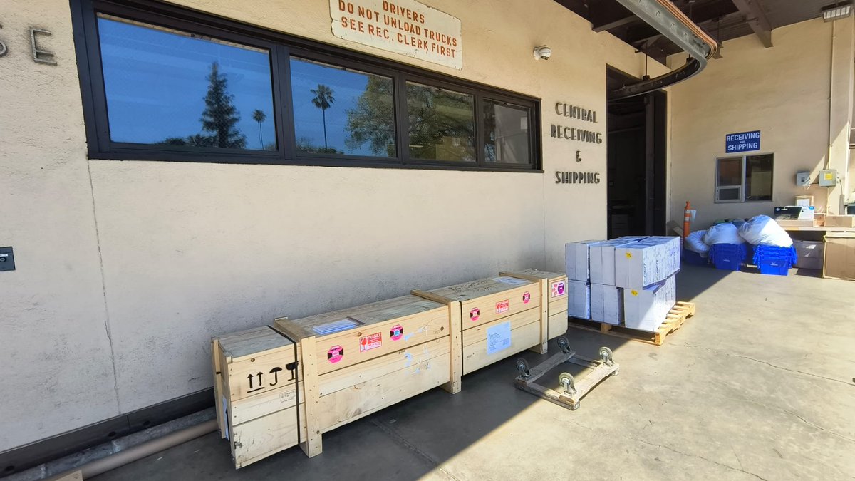 Caltech_LHC's tweet photo. 1/9 crates ready to ship! A massive milestone for the High-Lumi @CMSExperiment upgrade. 🚀 The @Caltech BTL trays assembled at #CPTLAbs are officially headed to @CERN for the @CMSExperiment High-Lumi upgrade.

A journey years in the making — from design in the lab to hardware systems on the move. Bravo to Soham Bhattacharya & the whole crew! 👏

Next stop: Geneva!

#HighLumiLHC #ParticlePhysics #Caltech #CMSExperiment #Innovation