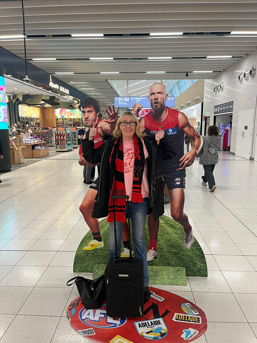 Melissa 🔴⚫❤🖤🤘 tweet media