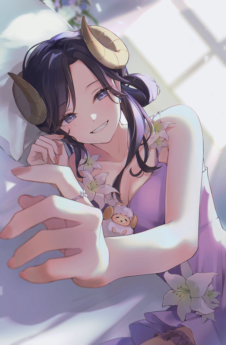 皆様おはよ🌸

朝に弱々のひつじさんです𖧷 ⁺.
いつまでもお布団の上でぼんやり…

毛布に包まって動きたくないです🐏