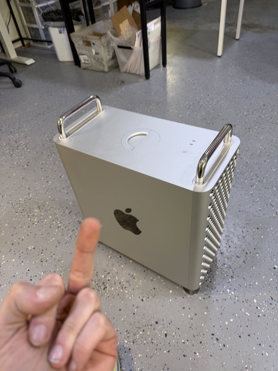 Elite Obsolete Electronics tweet media