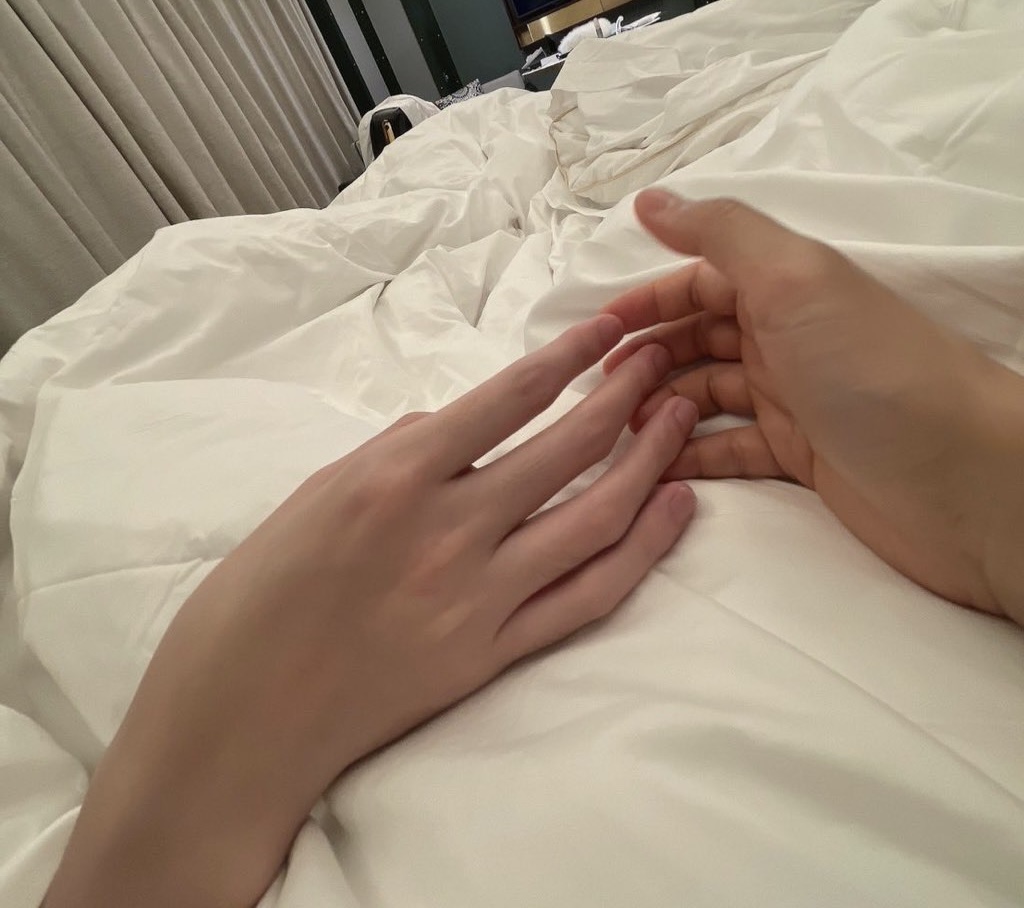 ひまり tweet media