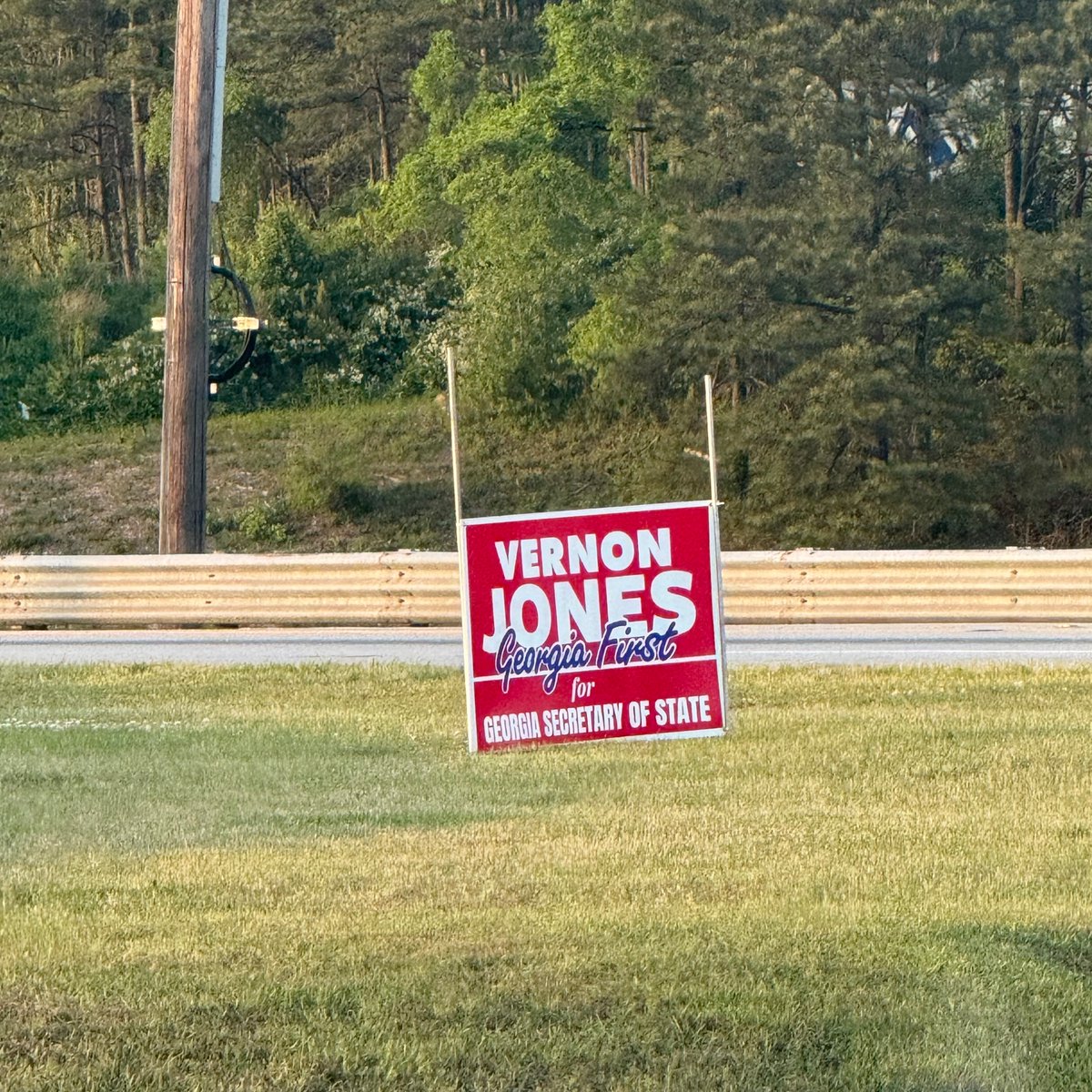 NilesGApol's tweet image. Behold, the #gapol election year bat signal: