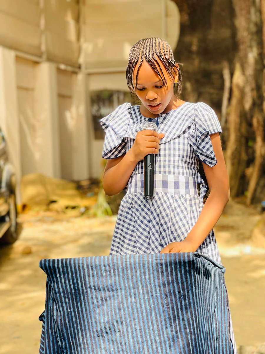 Club Littéraire CCFG tweet media