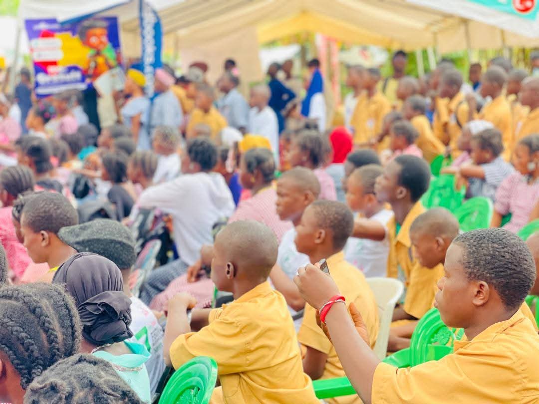 Club Littéraire CCFG tweet media