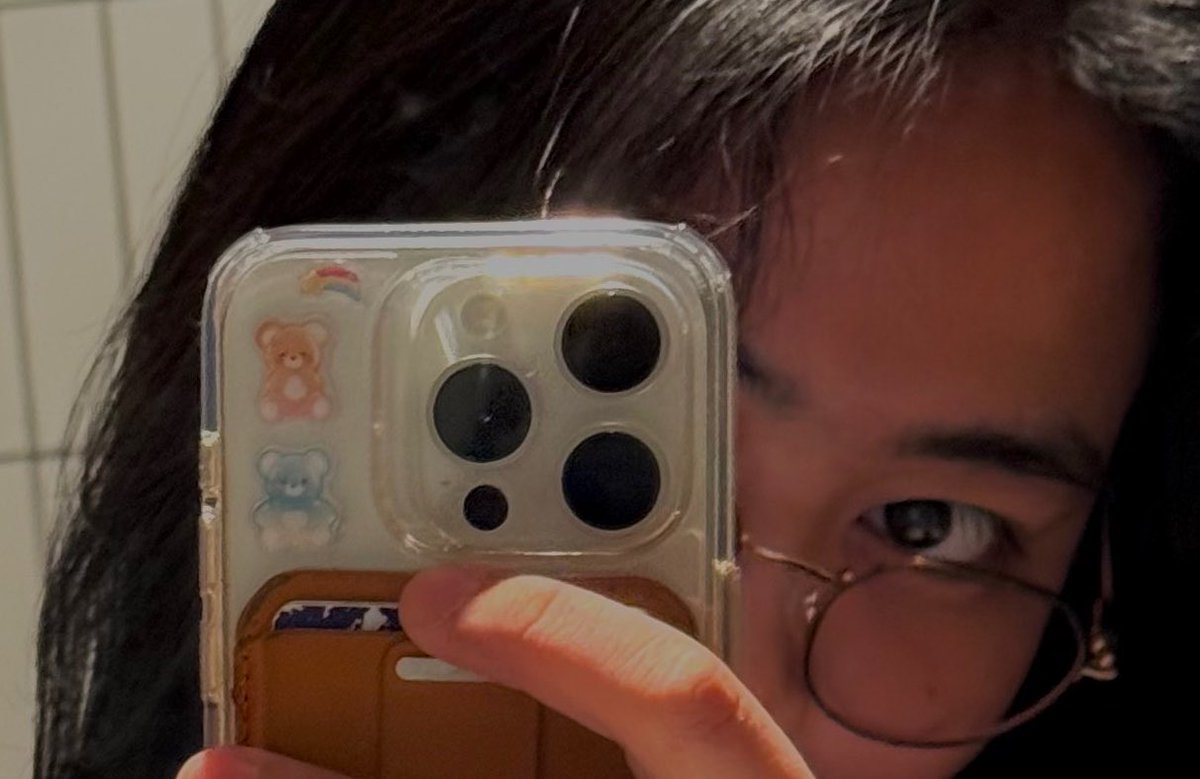 ^•-•^~🌨️❄️ tweet media