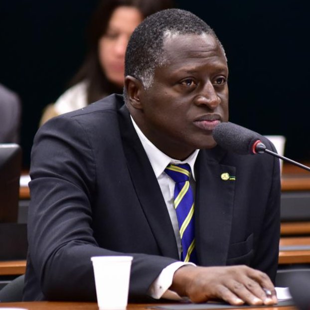 République tweet media