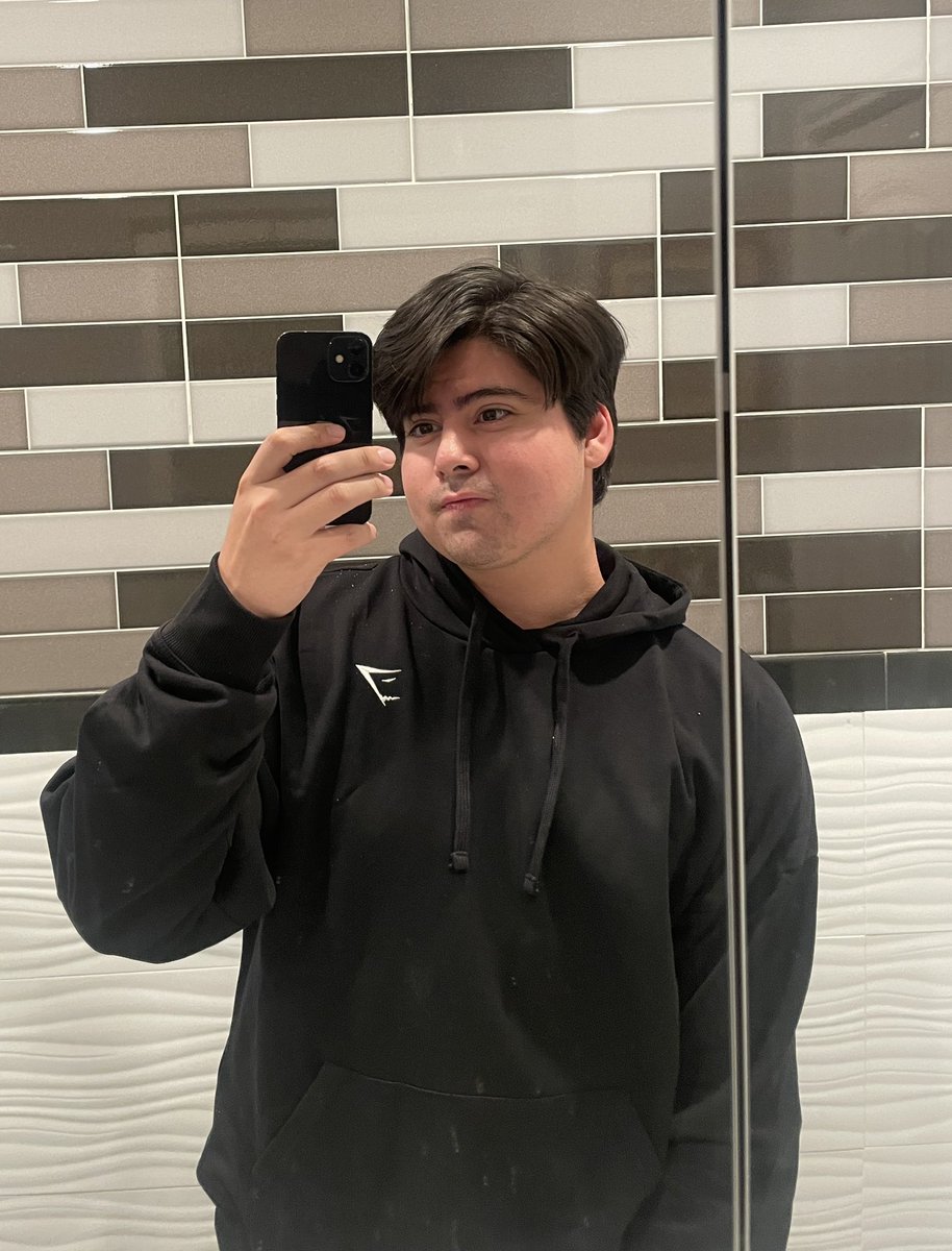Drew tweet media