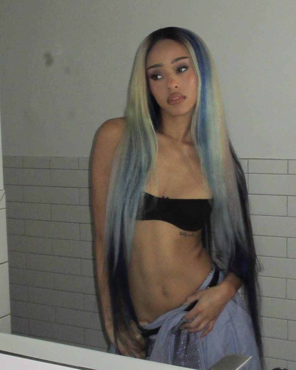 ryan 💿 tweet media