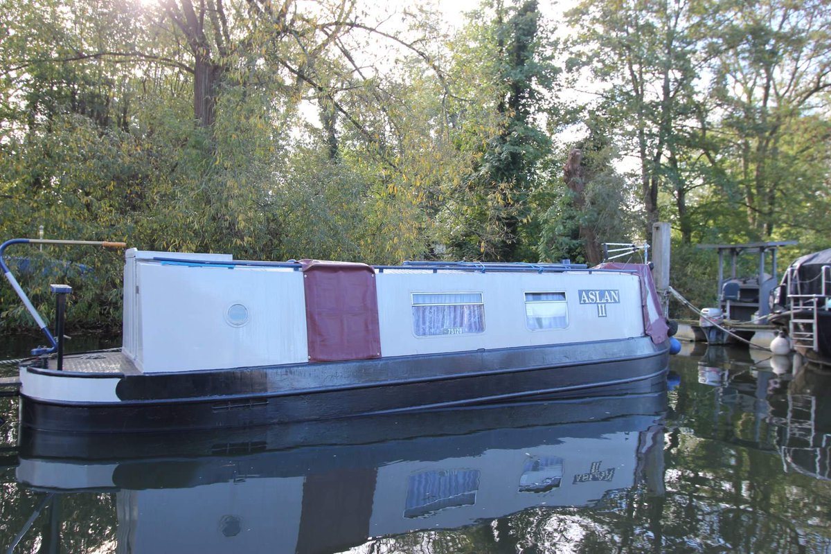 Grimboat's tweet photo. @Grimboat Time to get this Lady painted up and ready to Chugg. https://t.co/MGWF2CU9vw