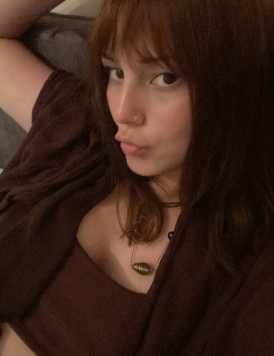 visnesuyu tweet media