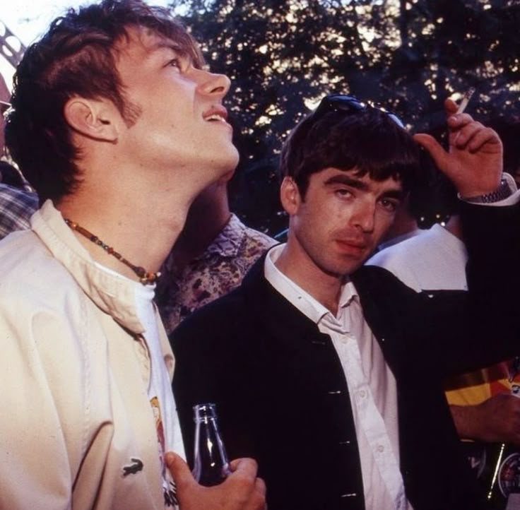 archive damon albarn tweet media