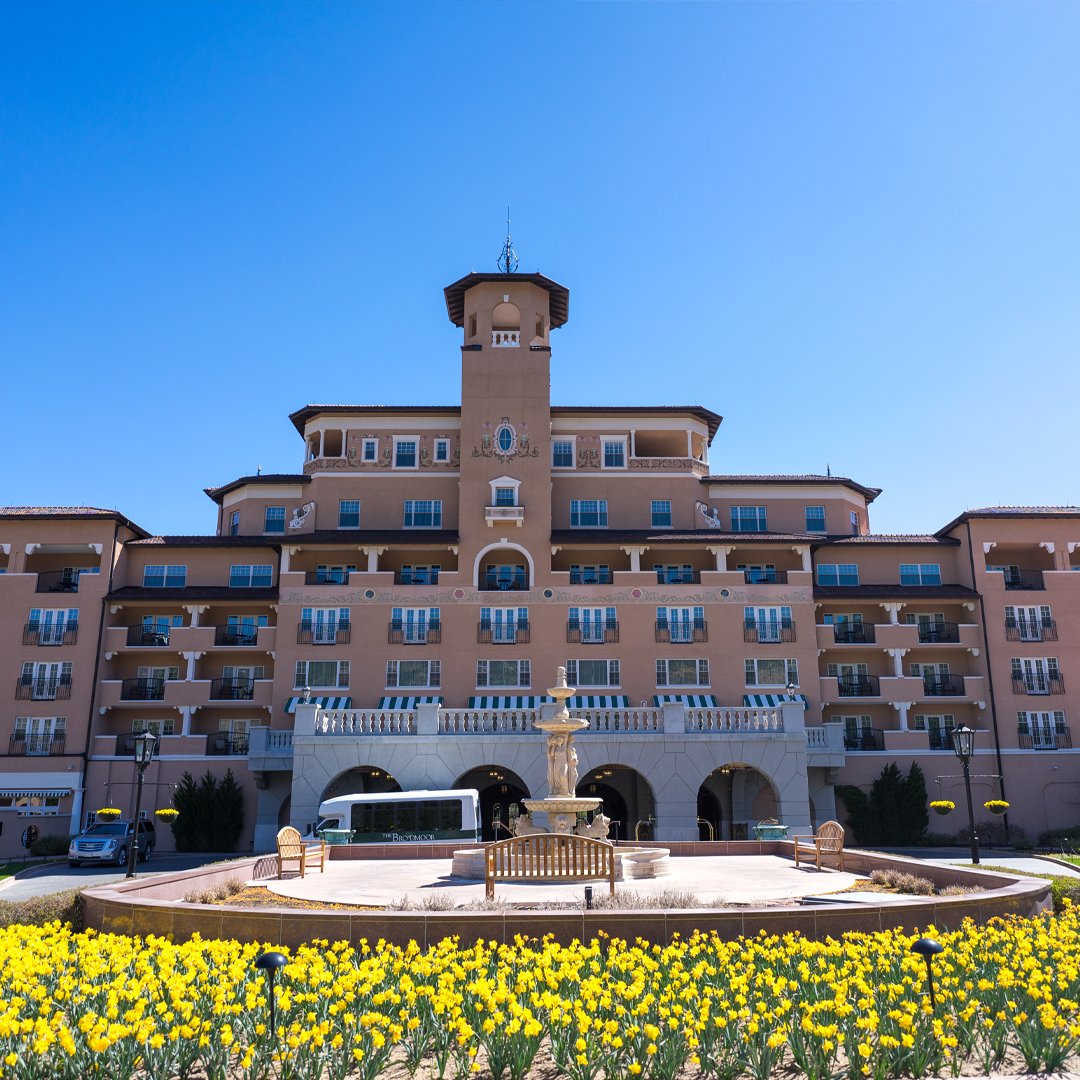 The Broadmoor tweet media