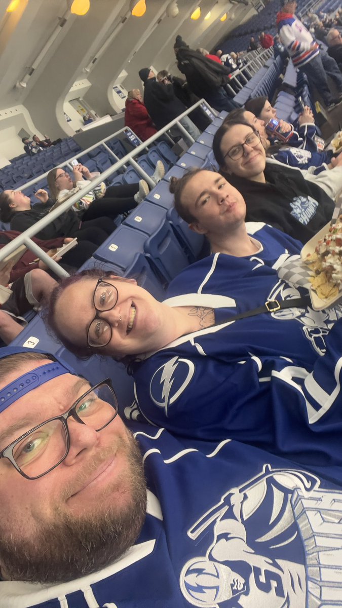 NotSoTALLman's tweet photo. @SyracuseCrunch #tullypucks  Section 203 row C Seat 1 https://t.co/15ivyDdI7o
