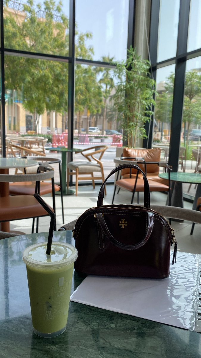 رهَيفه tweet media