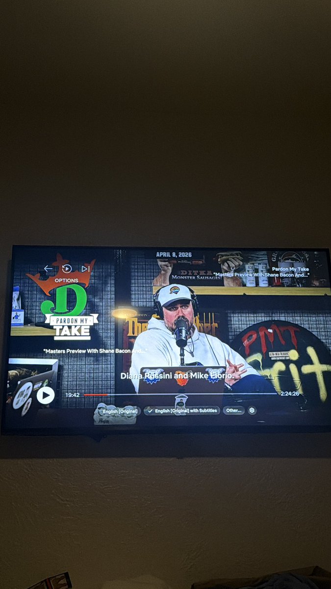 bns1995's tweet photo. Netflix just throwing Florio to the wolves @BarstoolBigCat @PFTCommenter @hen_ease @PardonMyMeme @Philly_Mays https://t.co/7FkcHpPeWE