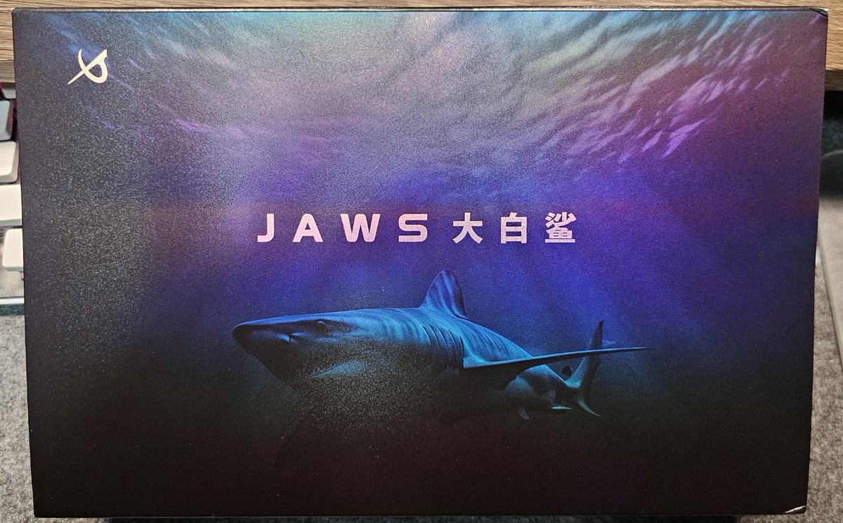 maaro828's tweet photo. TRN JAWS 
アリエク待ってる間にAmazonセールの方が先に全部来た📦
とりあえず聞いてみたけど耳バカなので充分良い音に感じた！
エージング推奨みたいなので伸び代あると思ったら楽しいイヤホンだ https://t.co/GfRVHvx4kt