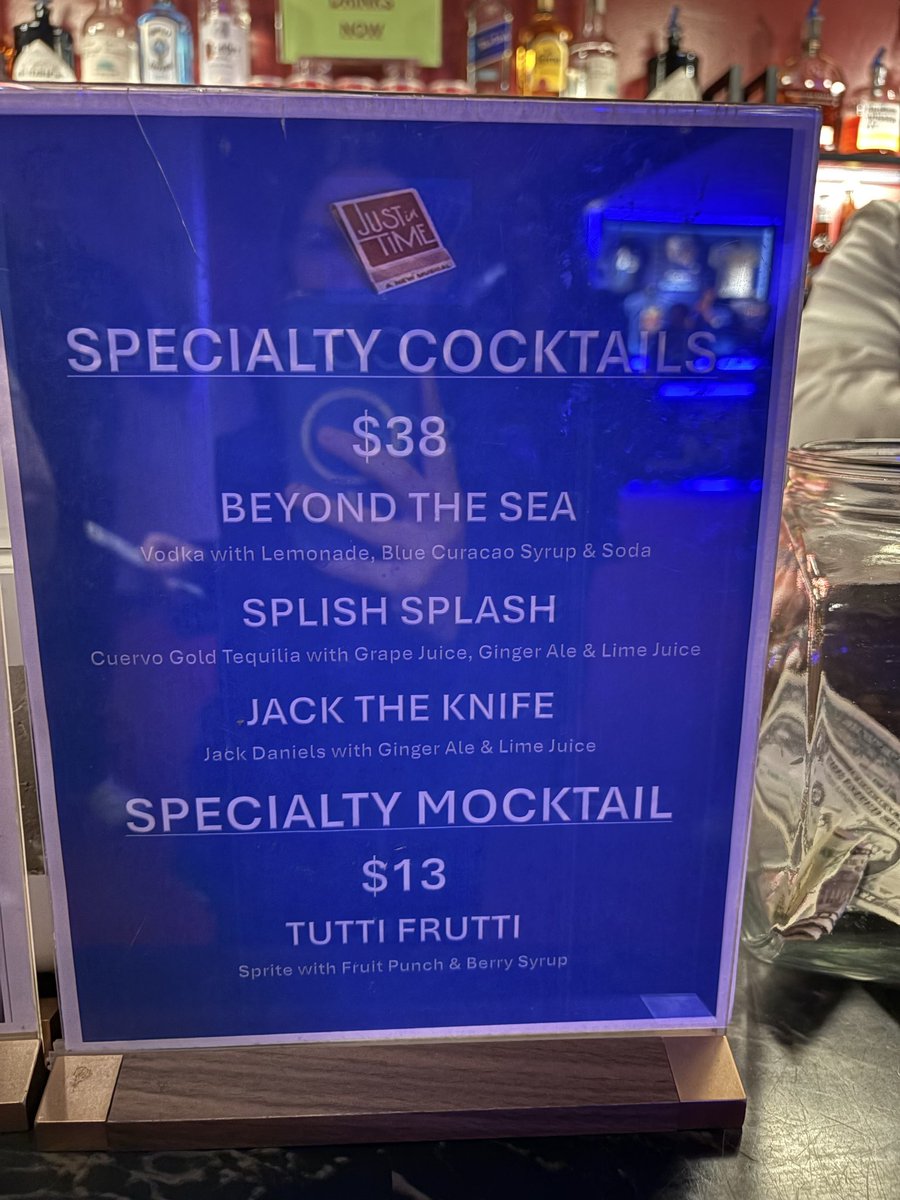 Rebecca Alter tweet media