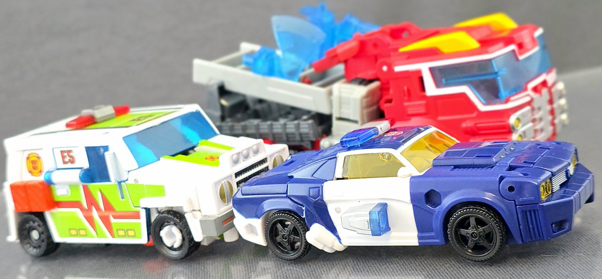 Even through all the jank, I still really like how the first three CHUG Rescue Bots have turned out.

Wonder if we'll get any more. I'm not expecting them too, but they're finally finishing up the Animated Autobot cast, so who knows.