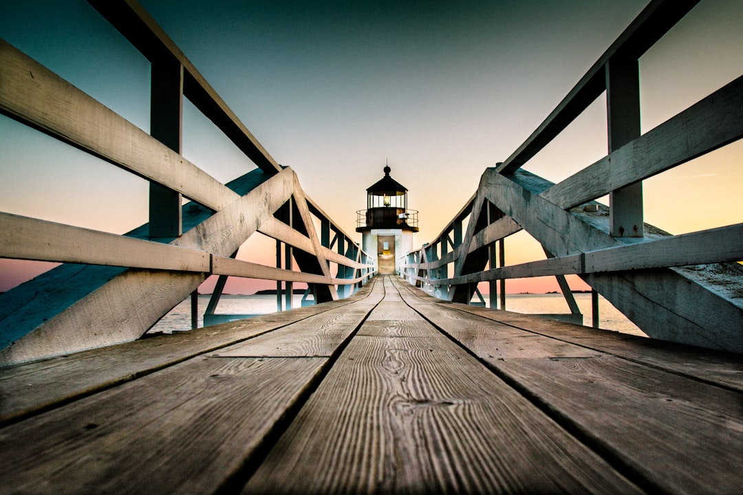 mainedaytrip's tweet photo. You KNOW we have the local expertise here in southern Maine. But did you know we have a sister company that plans AMAZING vacation packages throughout Maine and the Northeast? Start planning with Downeaster Travel Packages, here: https://t.co/RfKvlj5AI3 https://t.co/l1CeRF2WyW