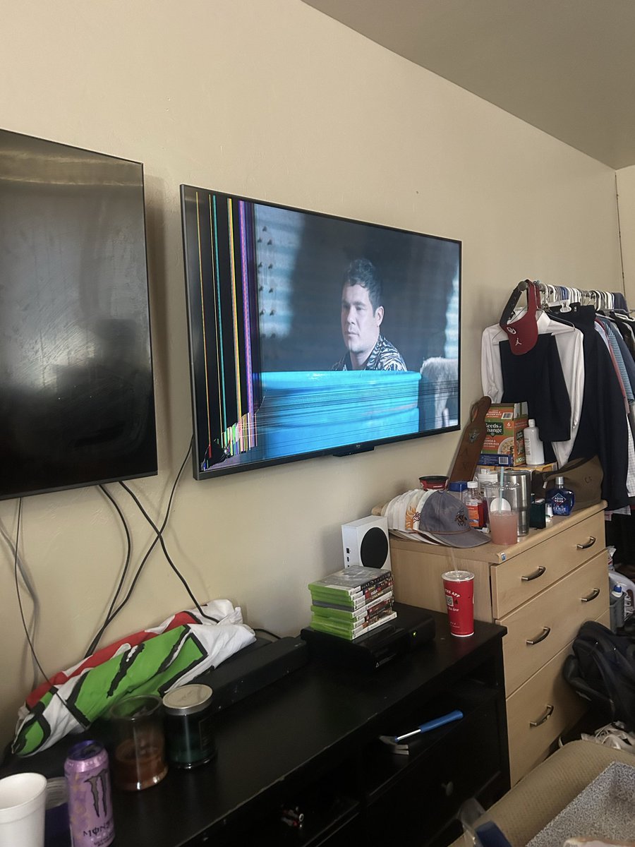 Mike Roch tweet media