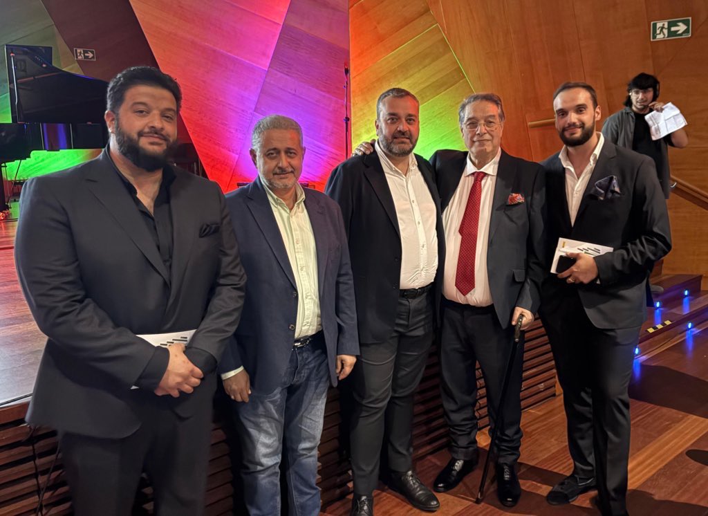 Carlos Segura tweet media