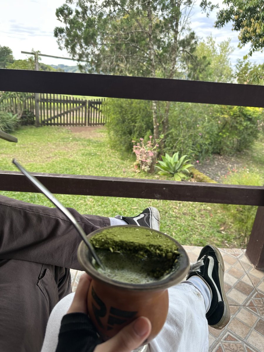 Francielle Dellamora tweet media