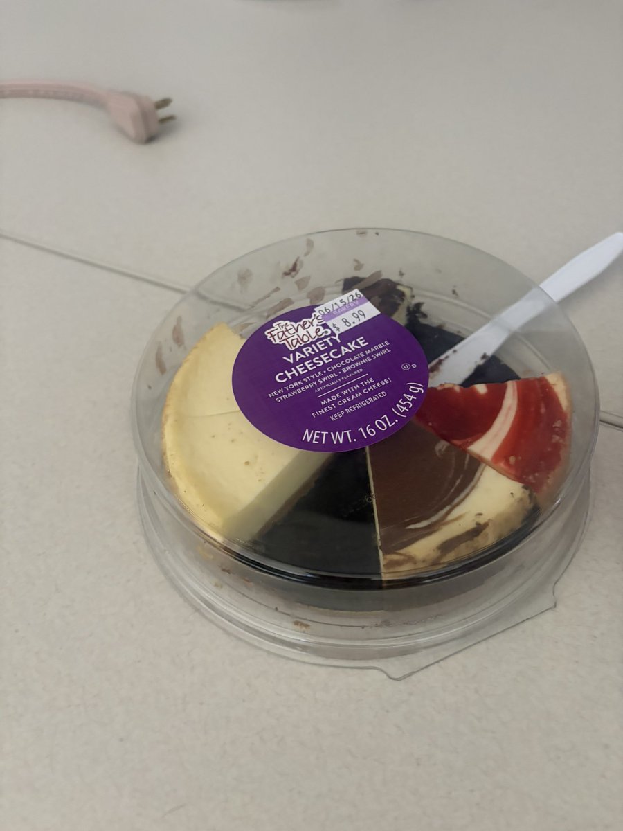 athena 🍓 tweet media